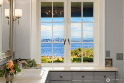 5128 Rockaway Beach Road NE Bainbridge Island WA 98110