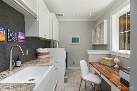 5128 Rockaway Beach Road NE Bainbridge Island WA 98110