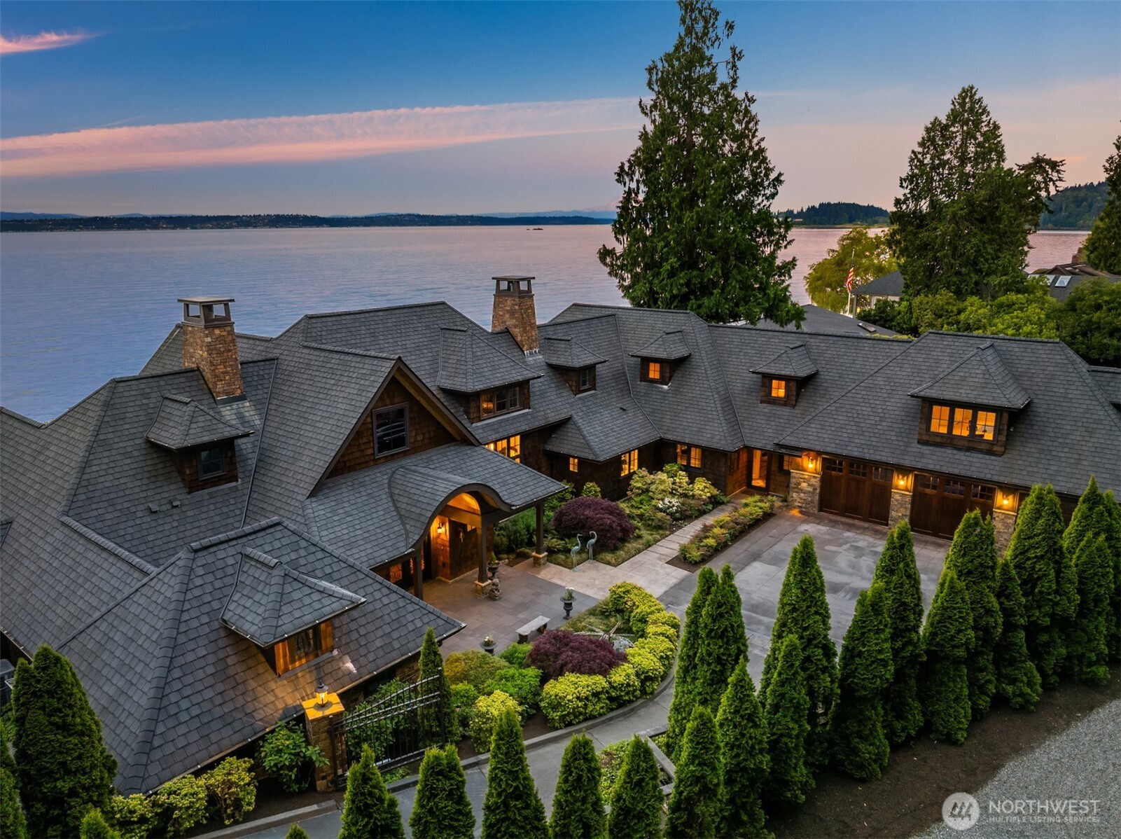 5128 Rockaway Beach Road NE Bainbridge Island WA 98110