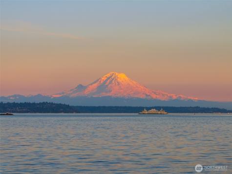 5128 Rockaway Beach Road NE Bainbridge Island WA 98110