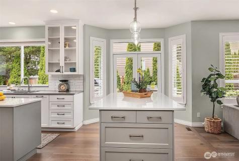 1013 233rd Place NE Sammamish WA 98074