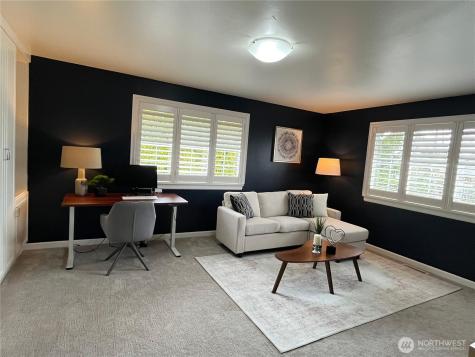 1013 233rd Place NE Sammamish WA 98074