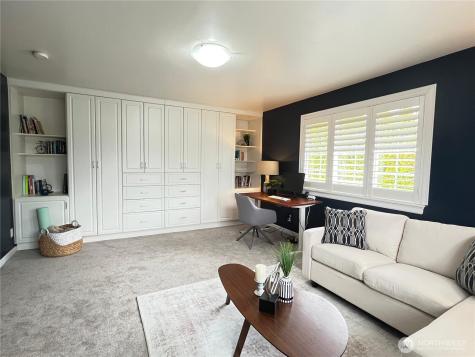 1013 233rd Place NE Sammamish WA 98074