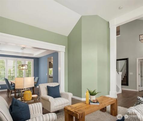 1013 233rd Place NE Sammamish WA 98074