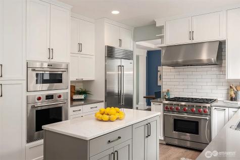 1013 233rd Place NE Sammamish WA 98074