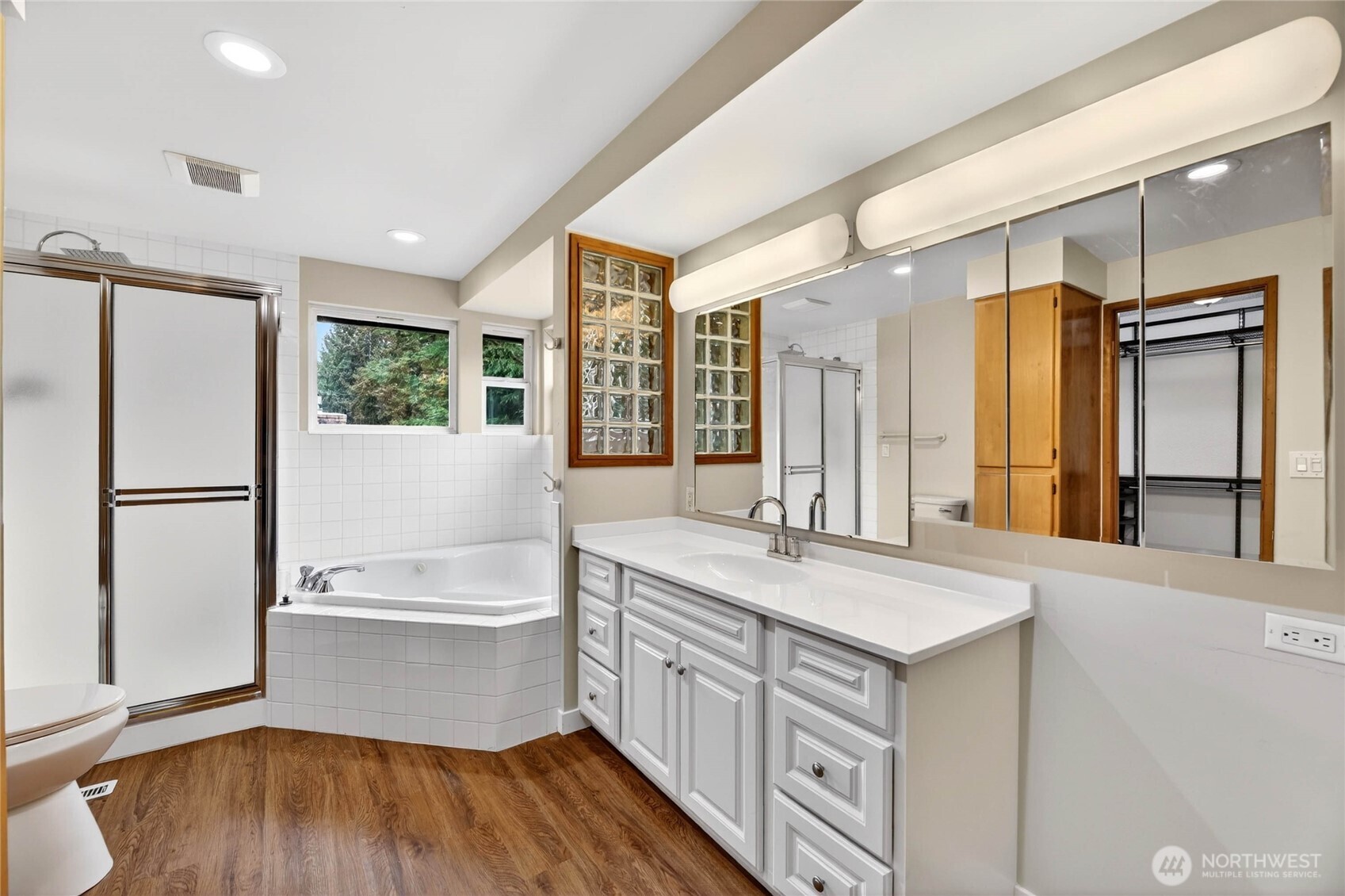 13459 SE 250th Court Kent WA 98042