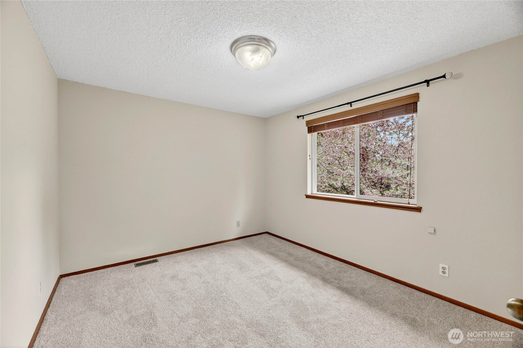 13459 SE 250th Court Kent WA 98042