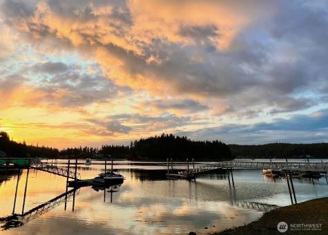 582 North Shore Boulevard Fox Island WA 98333