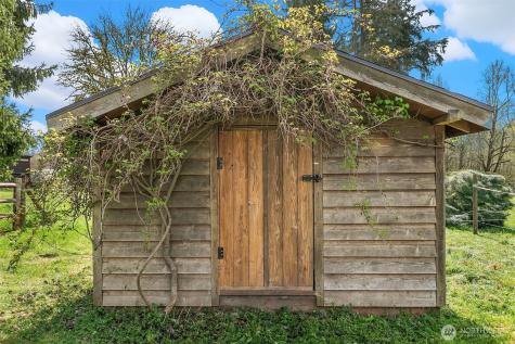 19011 176th Avenue NE Woodinville WA 98072