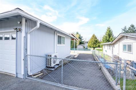 7614 47th Avenue E Tacoma WA 98443