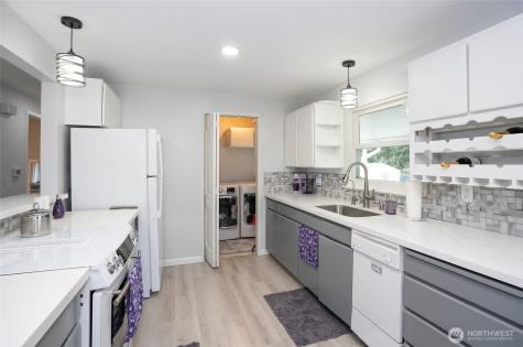 7614 47th Avenue E Tacoma WA 98443