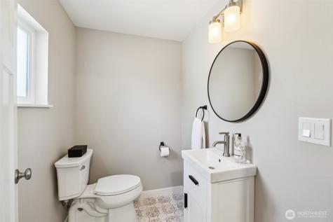 14322 Admiralty Way Lynnwood WA 98087