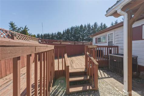 5227 71st Avenue Court E Puyallup WA 98371