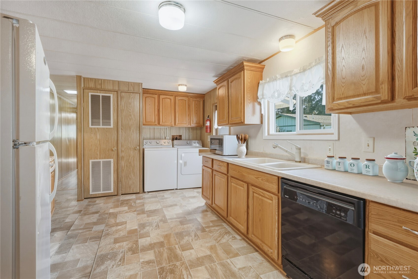 5227 71st Avenue Ct E Puyallup WA 98371