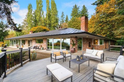 14050 Hilltop Lane NW Seattle WA 98177