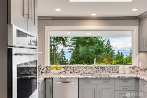 14050 Hilltop Lane NW Seattle WA 98177