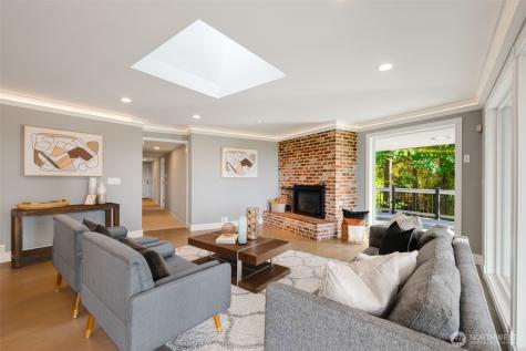 14050 Hilltop Lane NW Seattle WA 98177