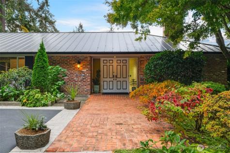 14050 Hilltop Lane NW Seattle WA 98177