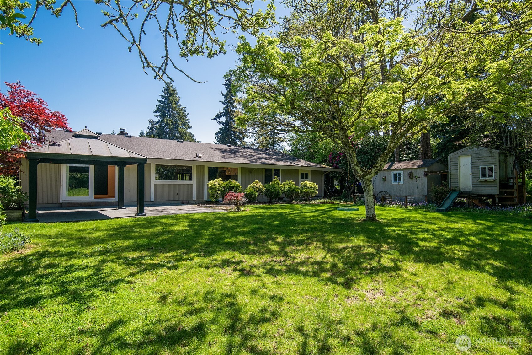 8001 Sapphire Drive SW Lakewood WA 98498