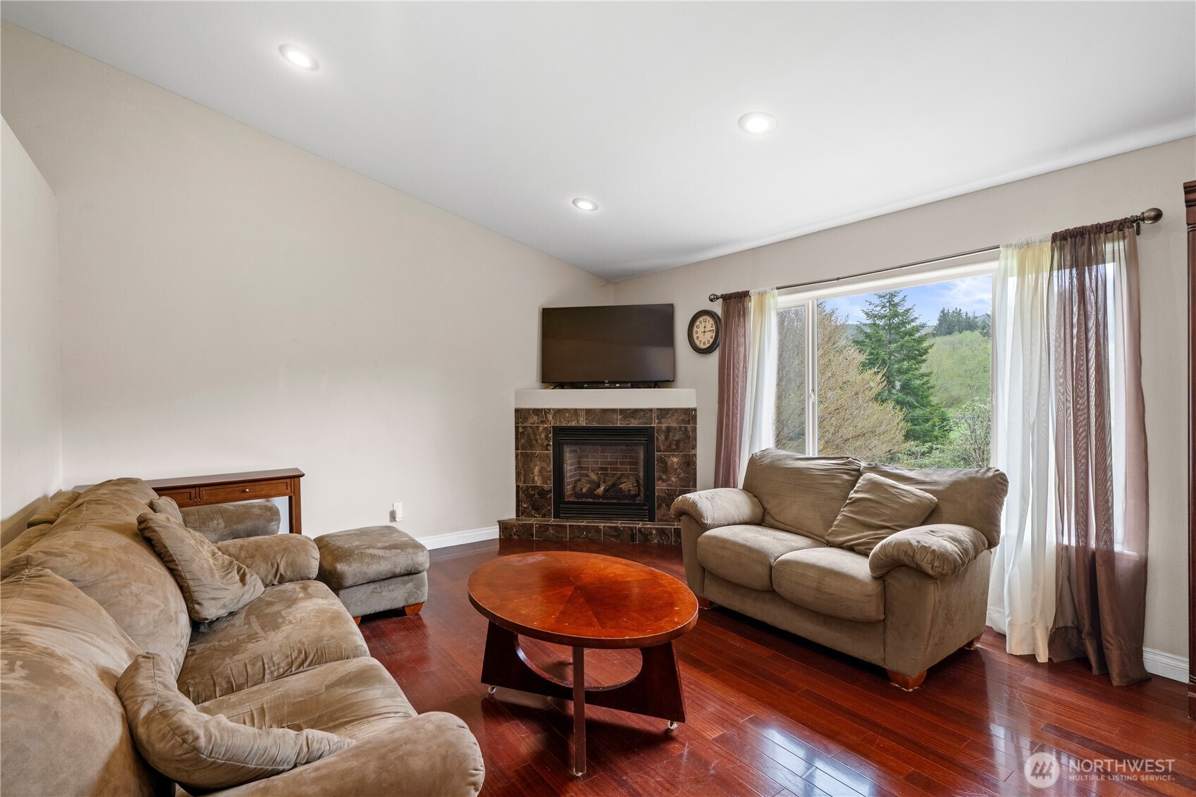 81 Bear Gulch Road Aberdeen WA 98520