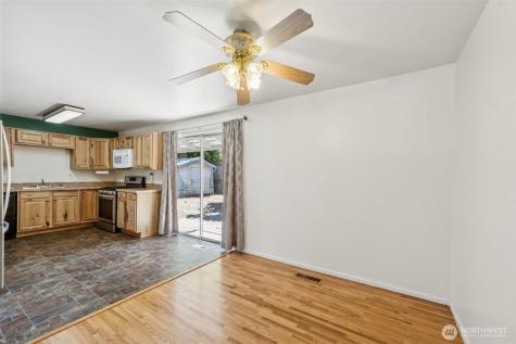 17511 62nd Avenue W Lynnwood WA 98037