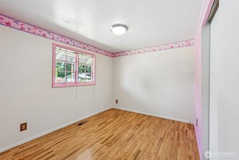 17511 62nd Avenue W Lynnwood WA 98037