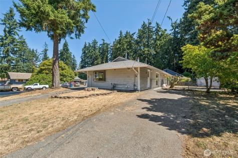 17511 62nd Avenue W Lynnwood WA 98037