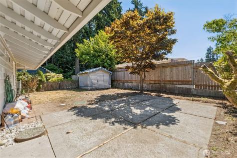 17511 62nd Avenue W Lynnwood WA 98037