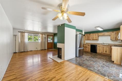 17511 62nd Avenue W Lynnwood WA 98037