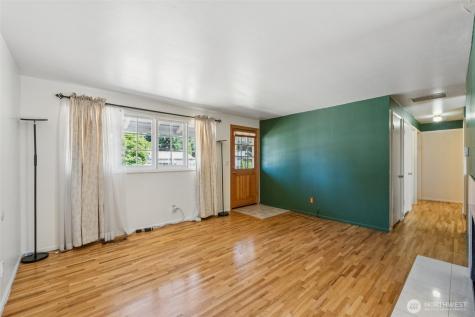17511 62nd Avenue W Lynnwood WA 98037