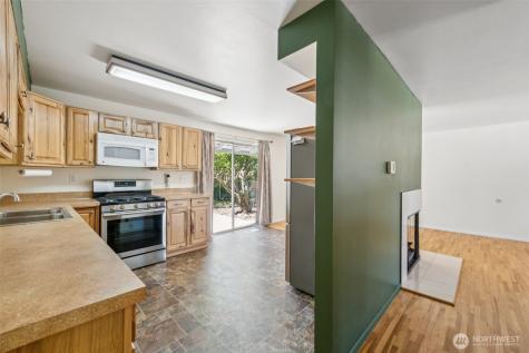 17511 62nd Avenue W Lynnwood WA 98037