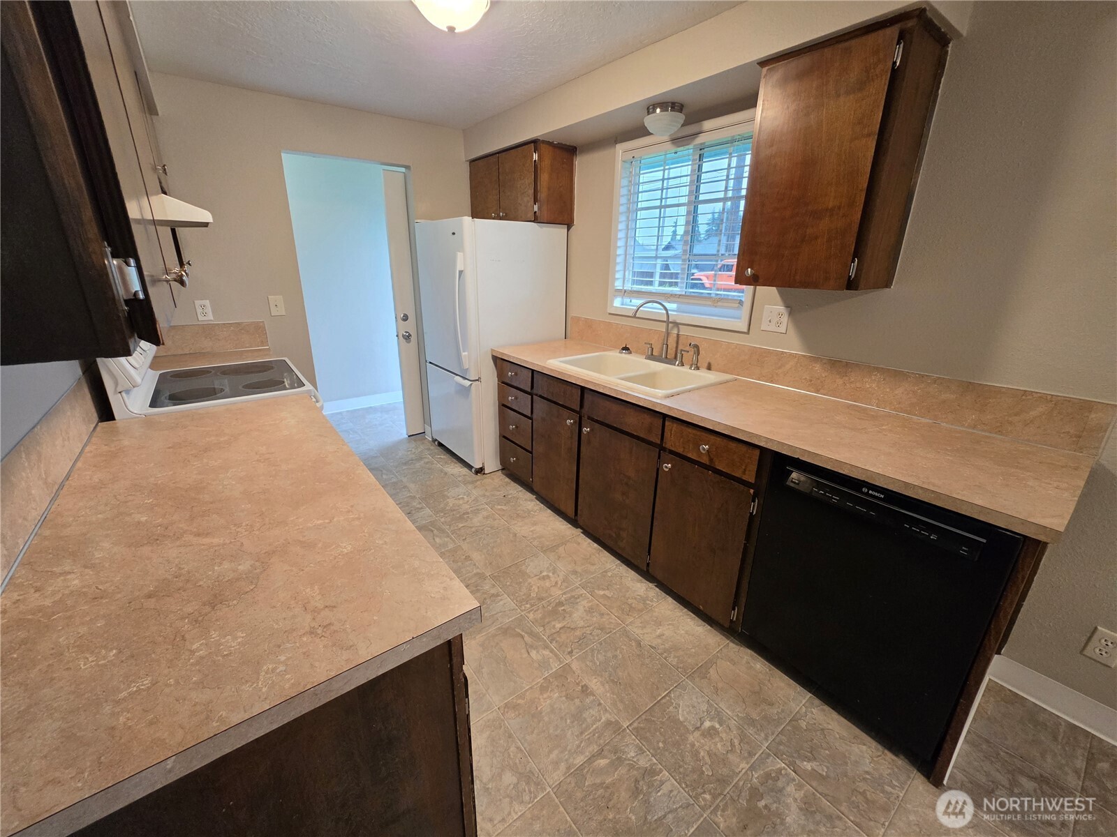 3293 Olive Way Longview WA 98632