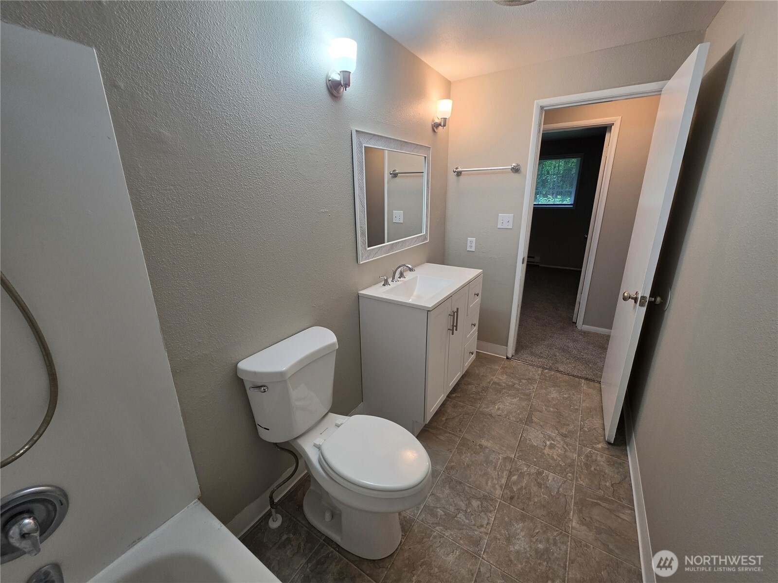 3293 Olive Way Longview WA 98632