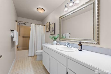 11402 40th Avenue Ct NW Gig Harbor WA 98332