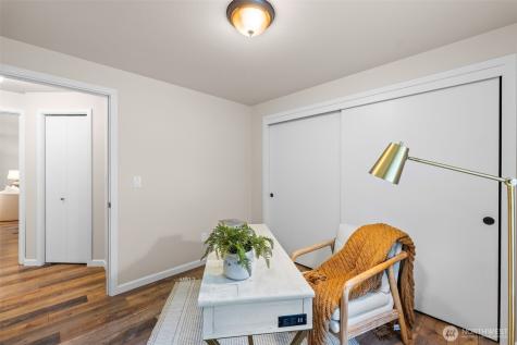 11402 40th Avenue Ct NW Gig Harbor WA 98332