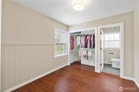 11716 48th Street E Edgewood WA 98372