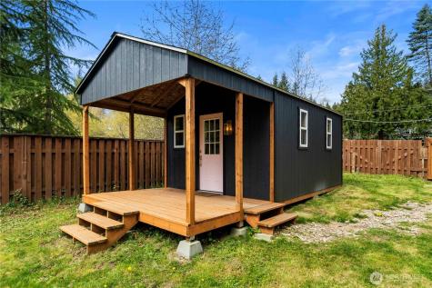11716 48th Street E Edgewood WA 98372