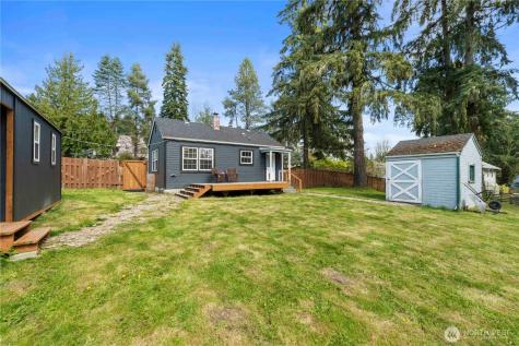 11716 48th Street E Edgewood WA 98372
