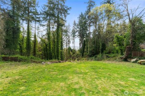 11716 48th Street E Edgewood WA 98372