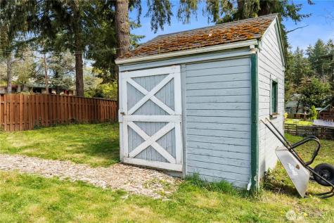 11716 48th Street E Edgewood WA 98372