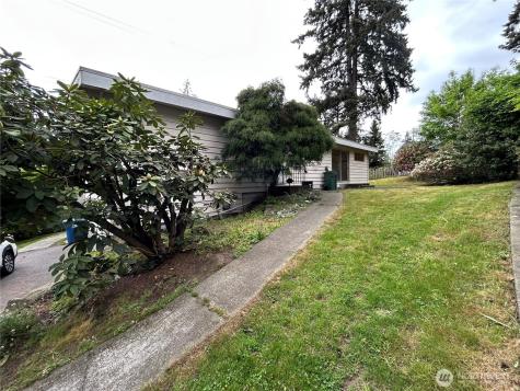 11718 5th Avenue NE Seattle WA 98125