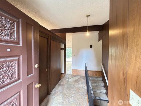 11718 5th Avenue NE Seattle WA 98125