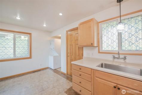 2022 S 108th Street Seattle WA 98168
