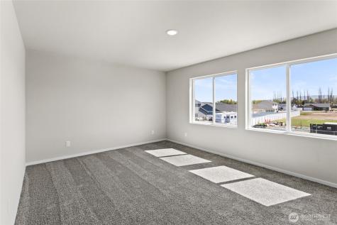 518 Chinook Winds Lane Tieton WA 98947