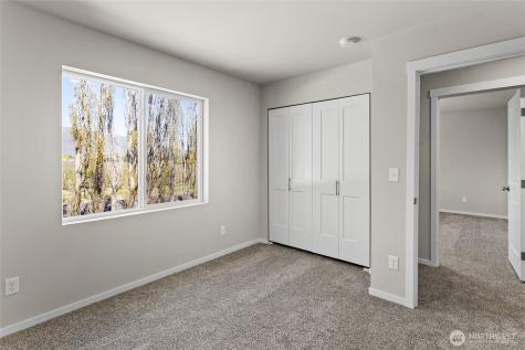 518 Chinook Winds Lane Tieton WA 98947