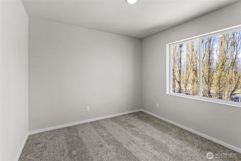 518 Chinook Winds Lane Tieton WA 98947