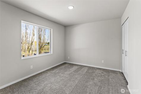 518 Chinook Winds Lane Tieton WA 98947