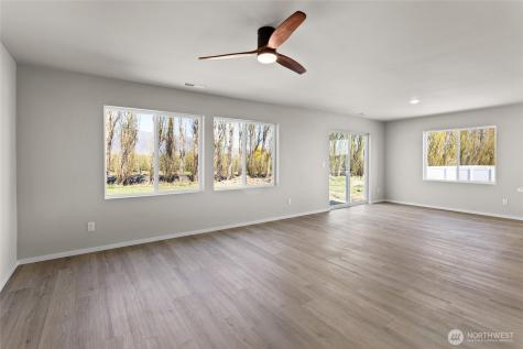 518 Chinook Winds Lane Tieton WA 98947