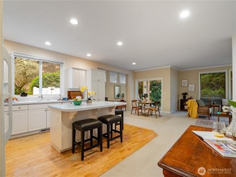5710 61st Avenue W University Place WA 98467