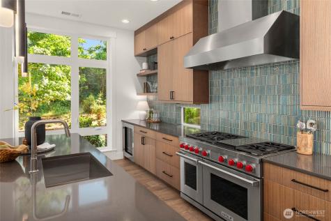 21029 SE 80th Street Issaquah WA 98027